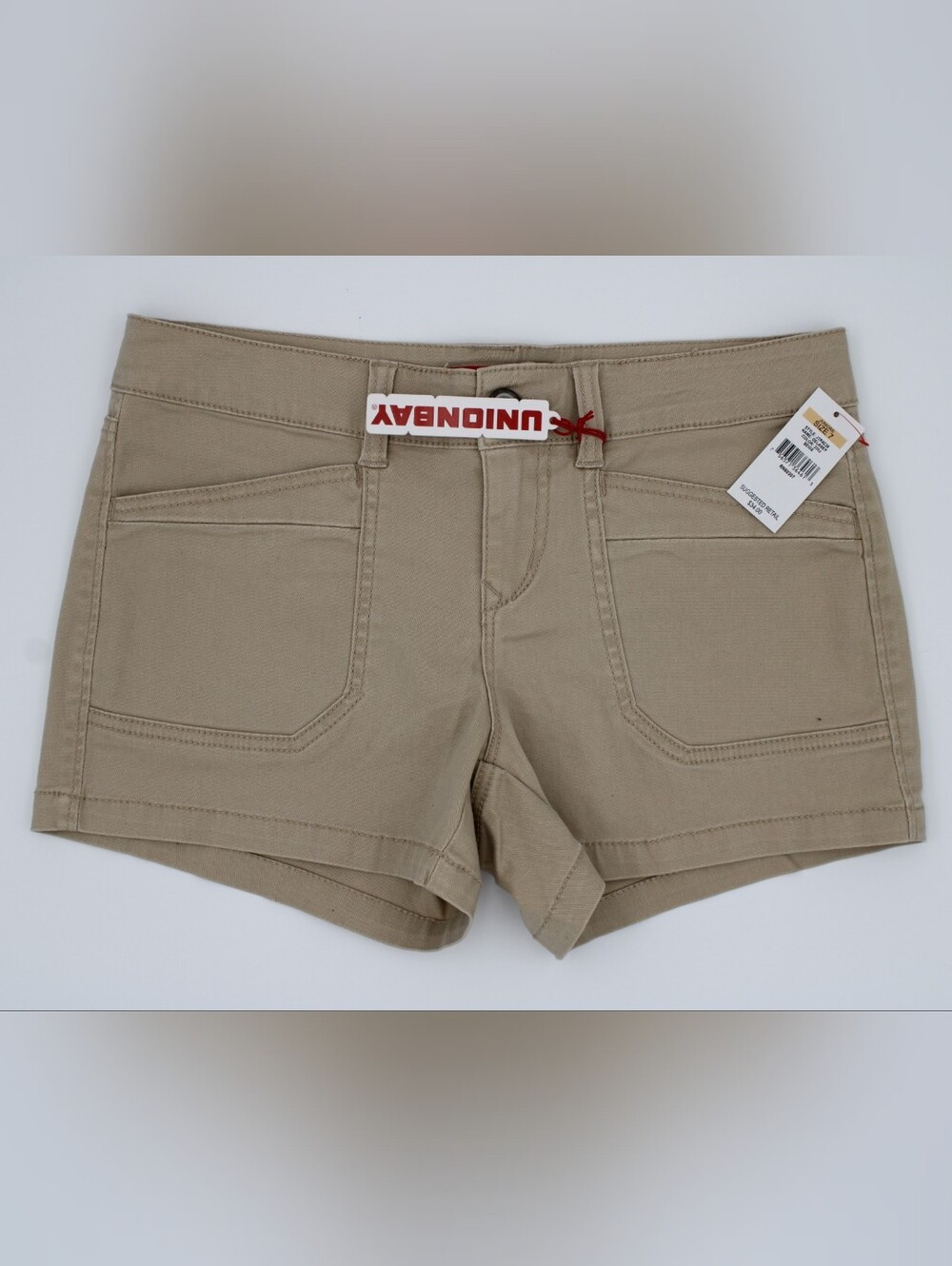 UnionBay NWT Beige Khaki Short Shorts – Size 7/28W